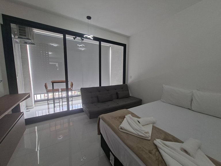 Estúdio ao lado do metrô Carrão