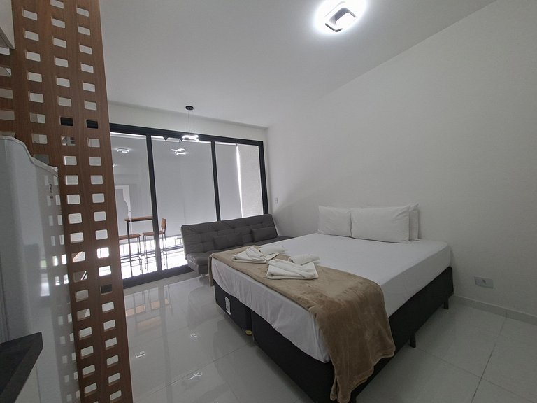 Estúdio ao lado do metrô Carrão