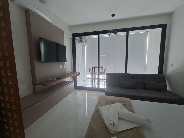 Estúdio ao lado do metrô Carrão